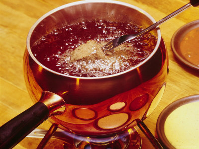 beef-bourguignon-is-used-for-fondue